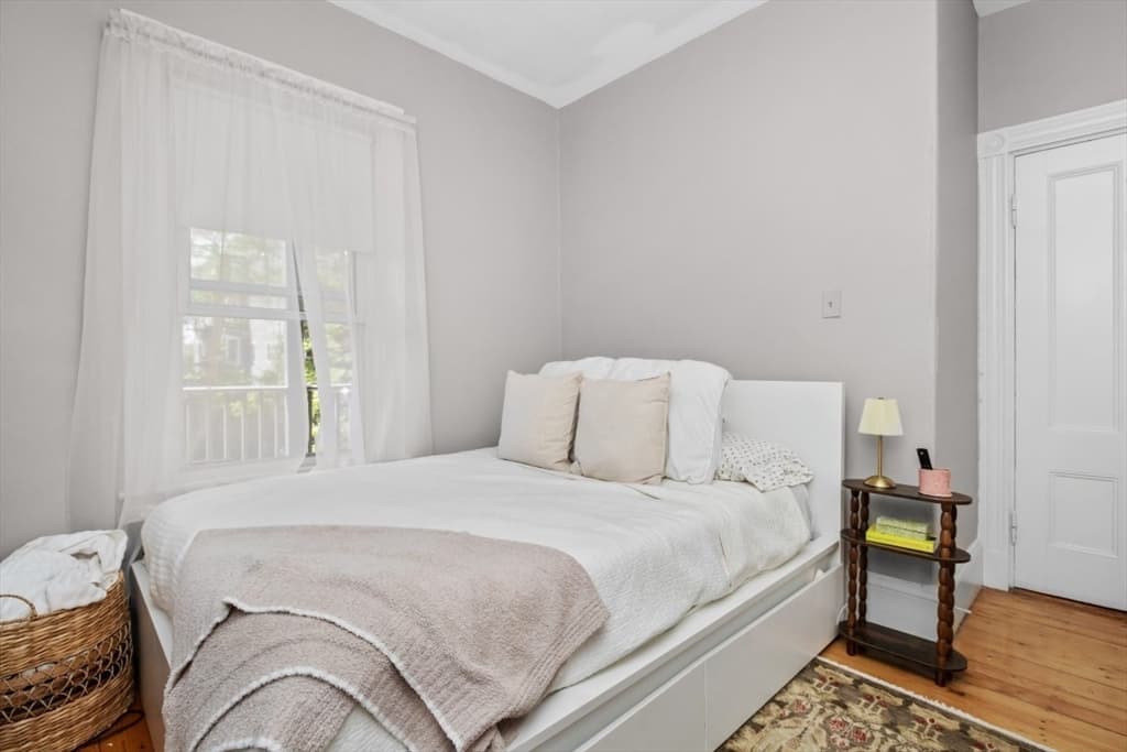 3 Family at 725 East 3rd St, Boston MA 02127, Boston, photo 14 of 41