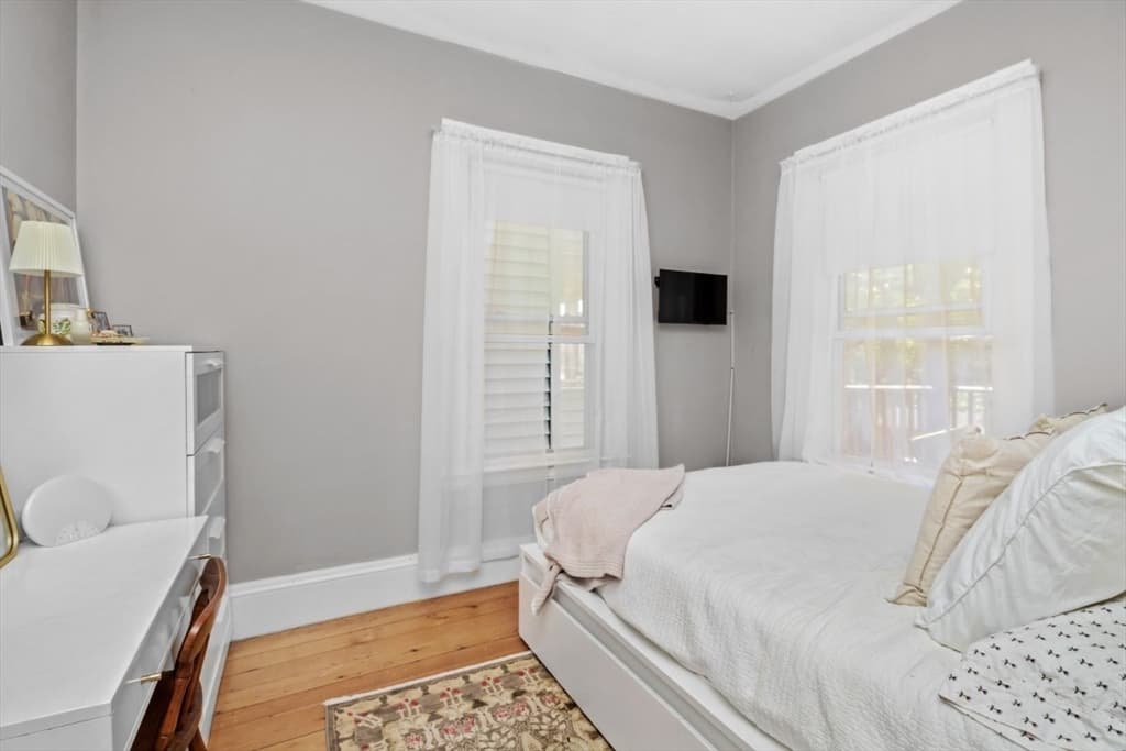 3 Family at 725 East 3rd St, Boston MA 02127, Boston, photo 15 of 41