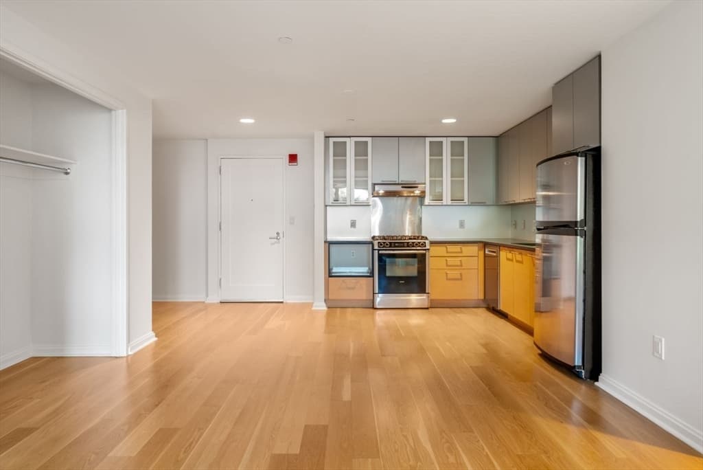 303 Third St # 705, Cambridge MA 02142 photo 4