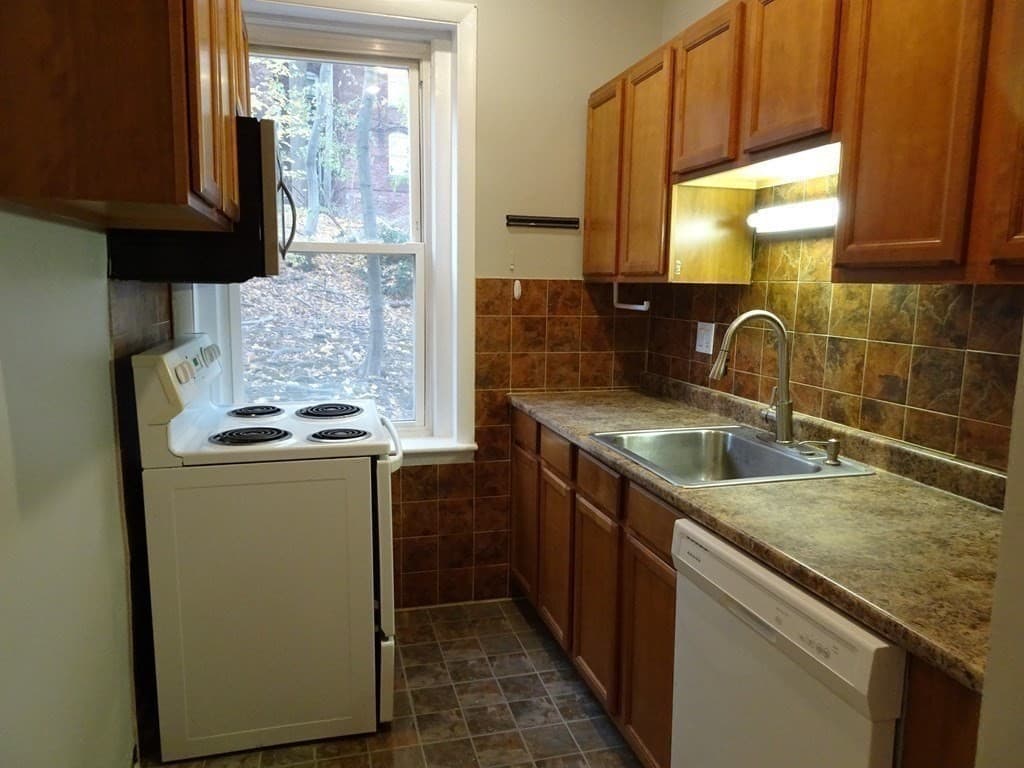 15-17 University Rd # 22, Brookline MA 02445 photo 5