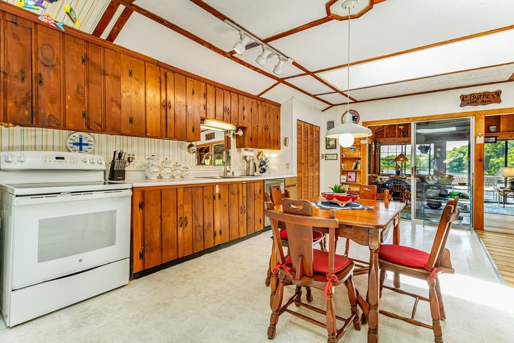 2400 West State Rd, Ashby MA 01431 photo 3