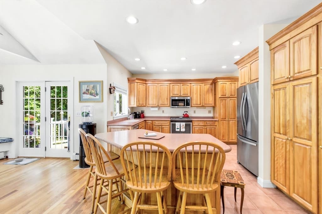15 Erin Way, Middleton MA 01949 photo 8
