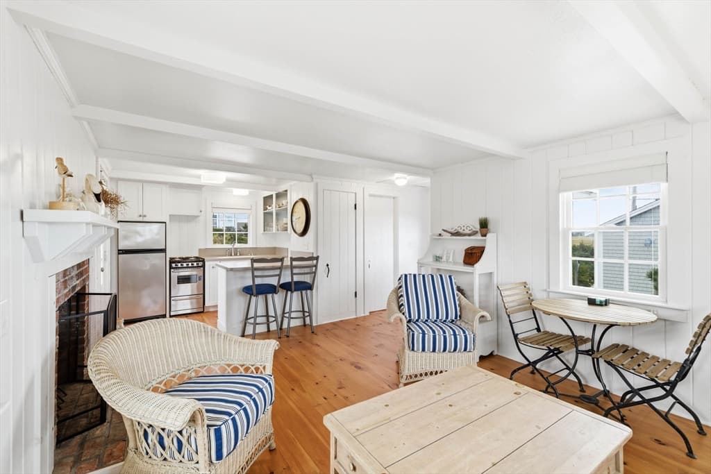 Condominium at 203 N Shore Blvd # H, Sandwich MA 02537, Sandwich, photo 7 of 18