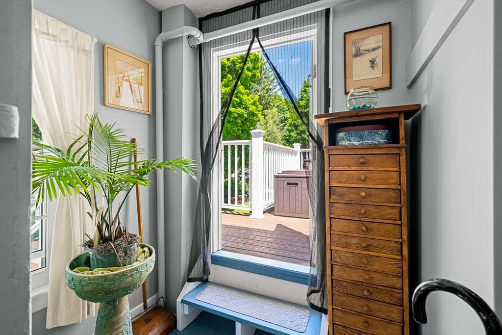 376 Main St # 4, Amesbury MA 01913 photo 13