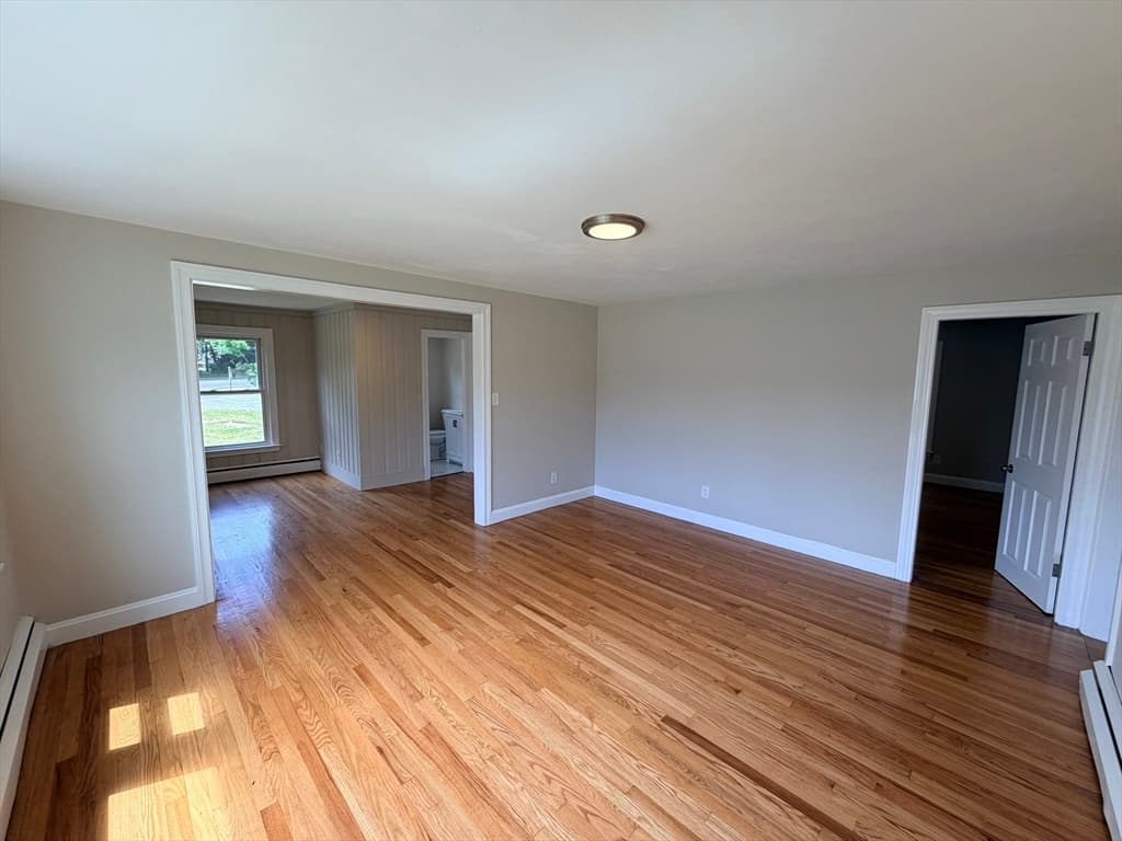 103 Brook St, Clinton MA 01510 photo 3