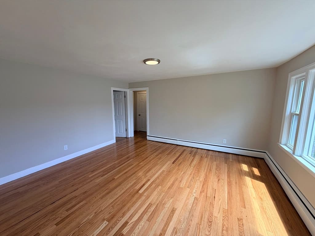 103 Brook St, Clinton MA 01510 photo 4
