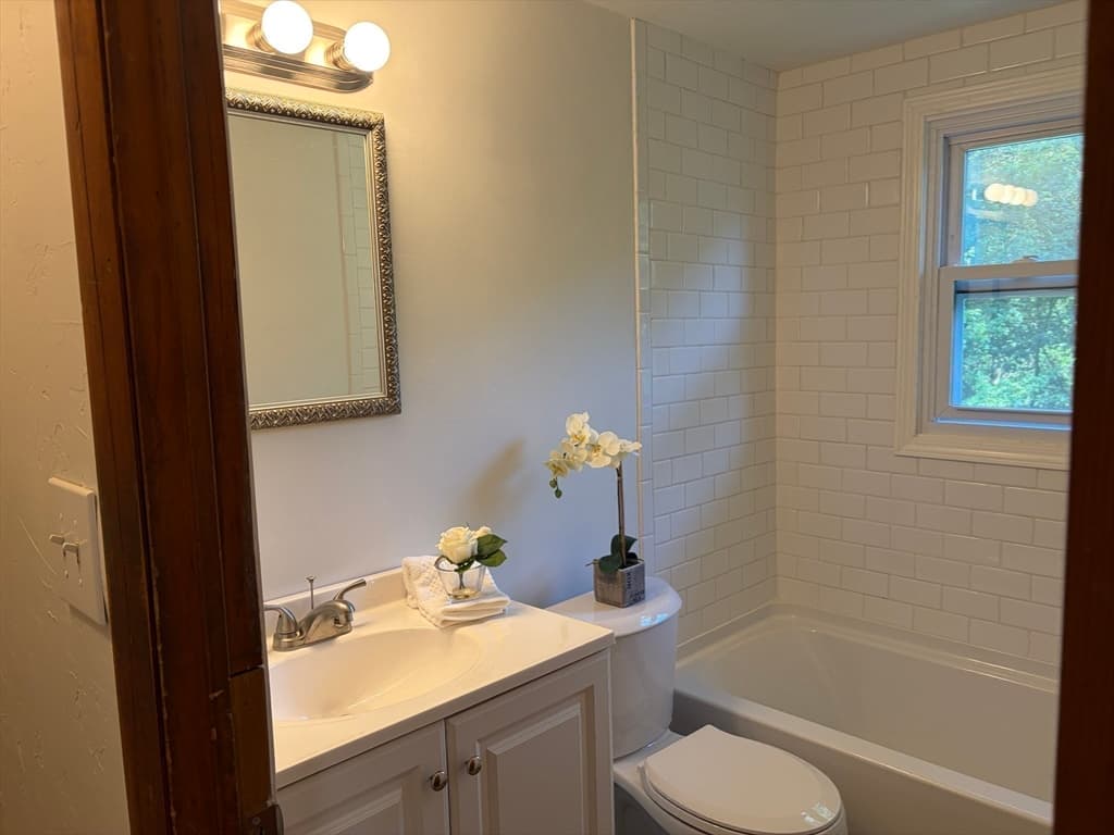 37 Sheldon St # 2, Billerica MA 01862 photo 29