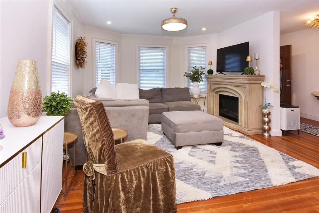 Single Family Residence at 435 Cabot St # B, Beverly MA 01915, Beverly, photo 7 of 37