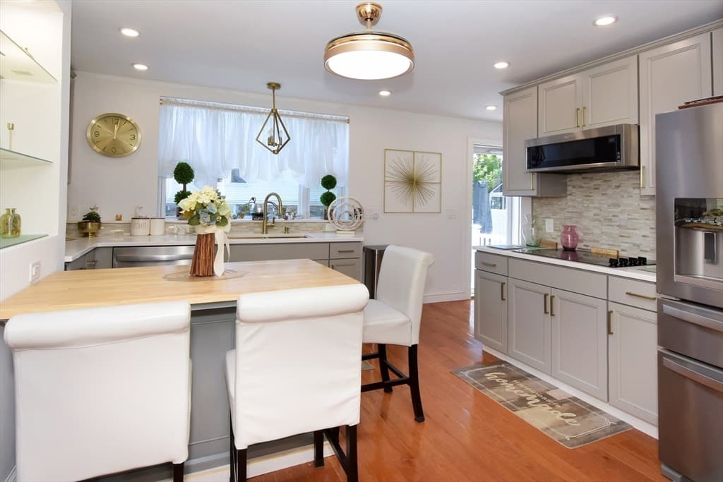 Single Family Residence at 435 Cabot St # B, Beverly MA 01915, Beverly, photo 15 of 37