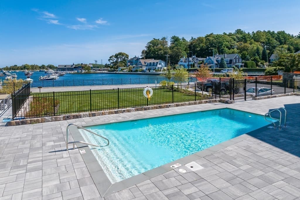 Condominium at 124 Elm Street # 202, Cohasset MA 02025, Cohasset, photo 17 of 24