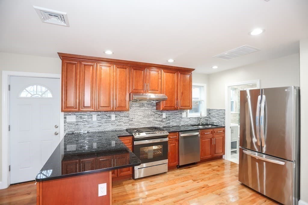 118-120 Charles Street, Quincy MA 02169 photo 4