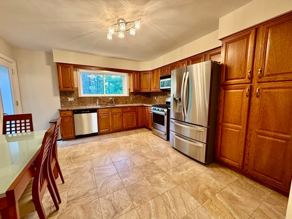 Condominium at 22 Celestial Way # 22, Salem MA 01970, photo 5 of 42