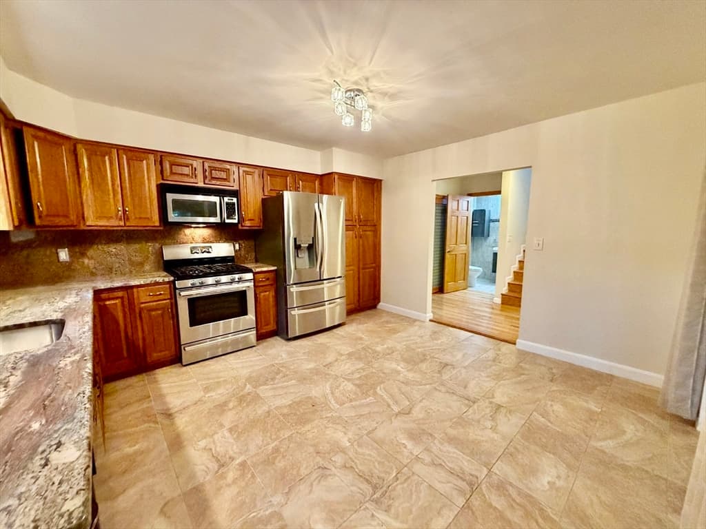 Condominium at 22 Celestial Way # 22, Salem MA 01970, photo 4 of 42