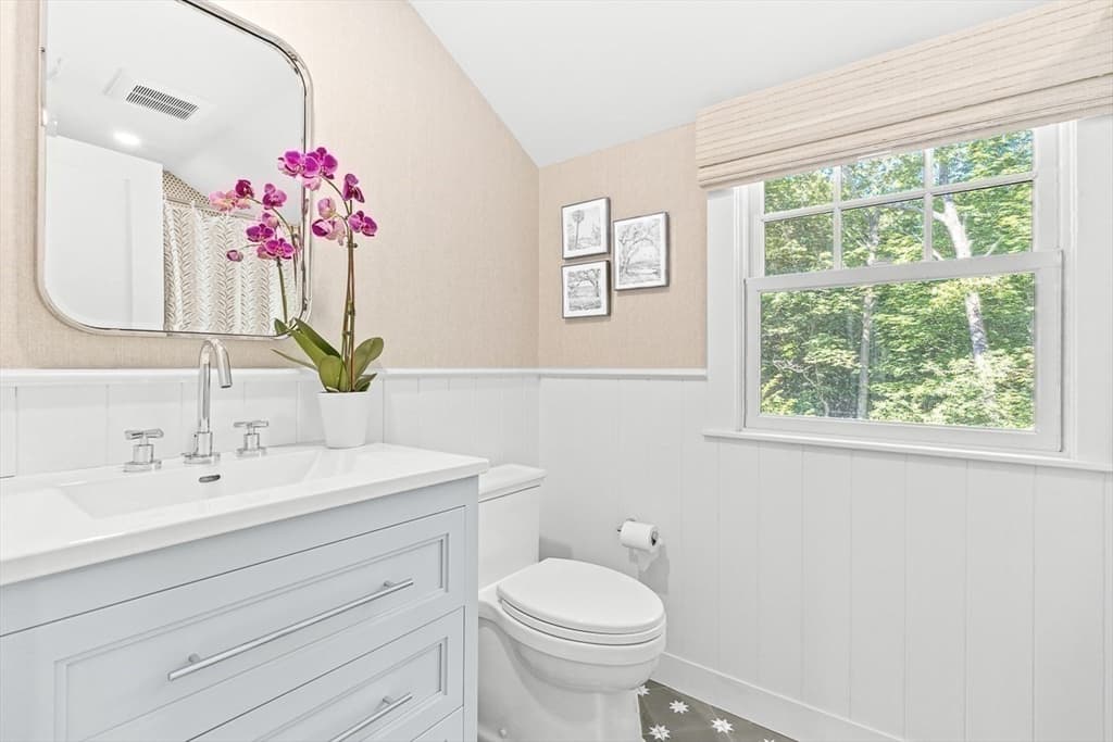 Single Family Residence at 39 Fairbanks Ave, Wellesley MA 02481, Wellesley, photo 30 of 42