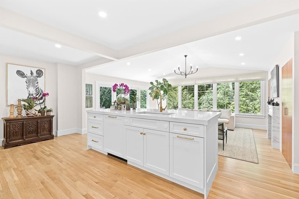 Single Family Residence at 39 Fairbanks Ave, Wellesley MA 02481, Wellesley, photo 11 of 42