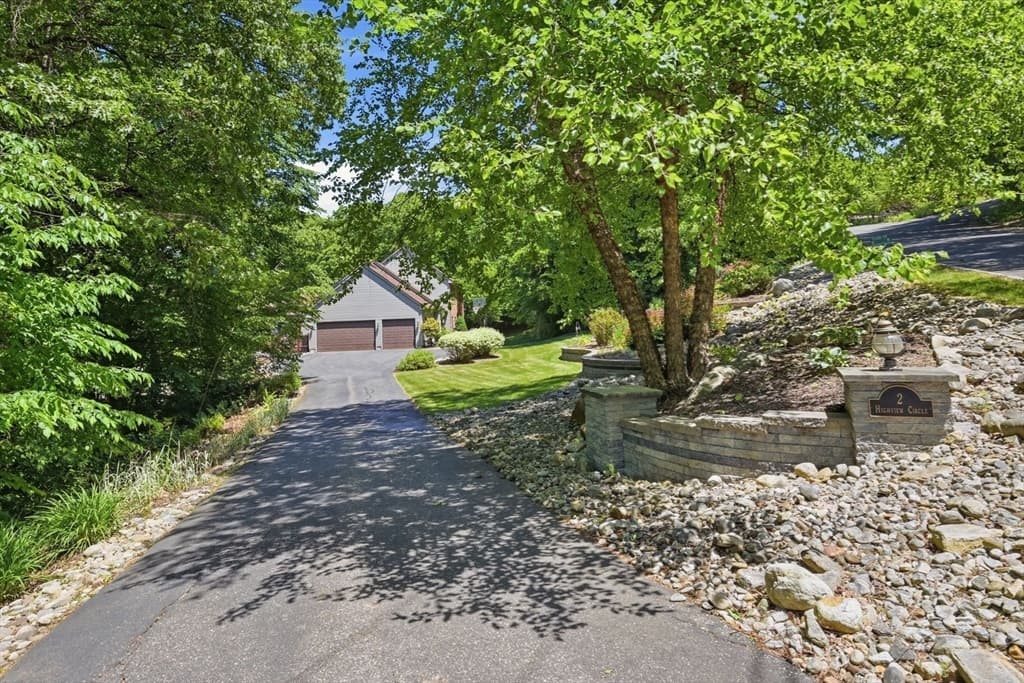 2 Highview Cir, Wilbraham MA 01095 photo 7