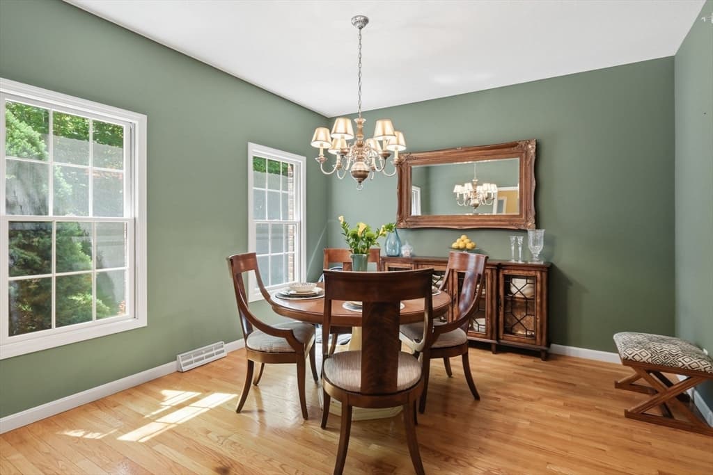 2 Highview Cir, Wilbraham MA 01095 photo 9