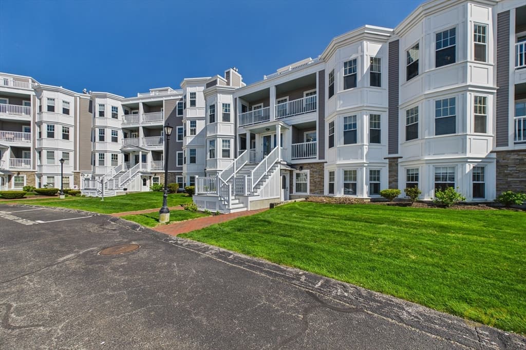 15 Park Ave # 211, Hull MA 02045 photo 5