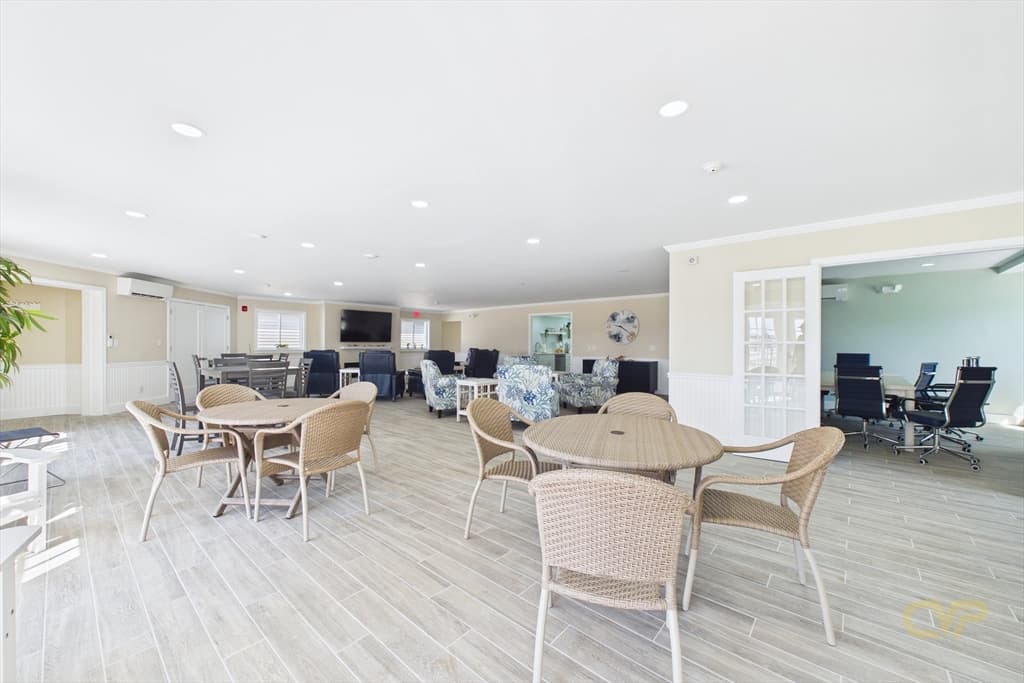 15 Park Ave # 211, Hull MA 02045 photo 10