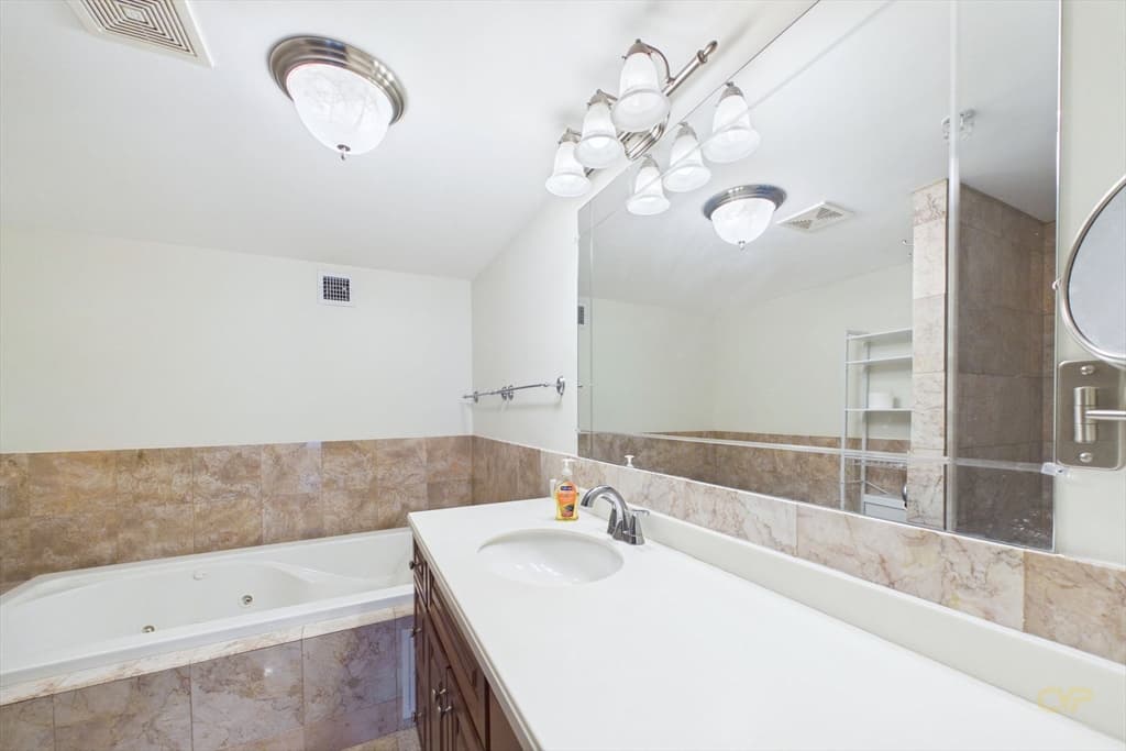 15 Park Ave # 211, Hull MA 02045 photo 19