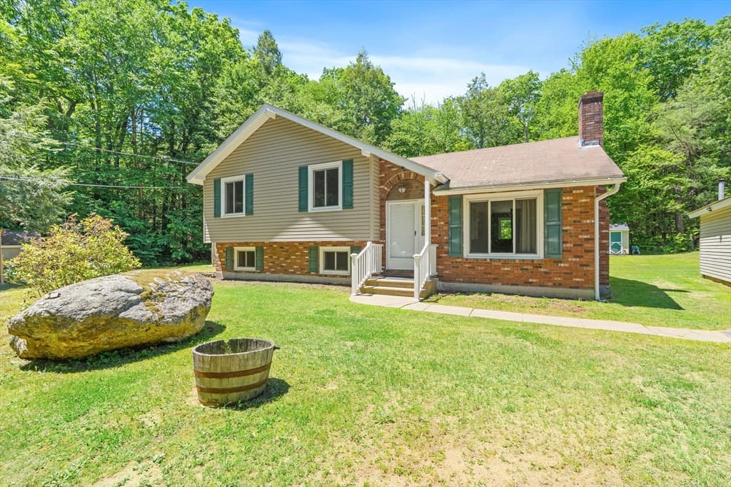 90 Oakmont Ave, Westminster MA 01473