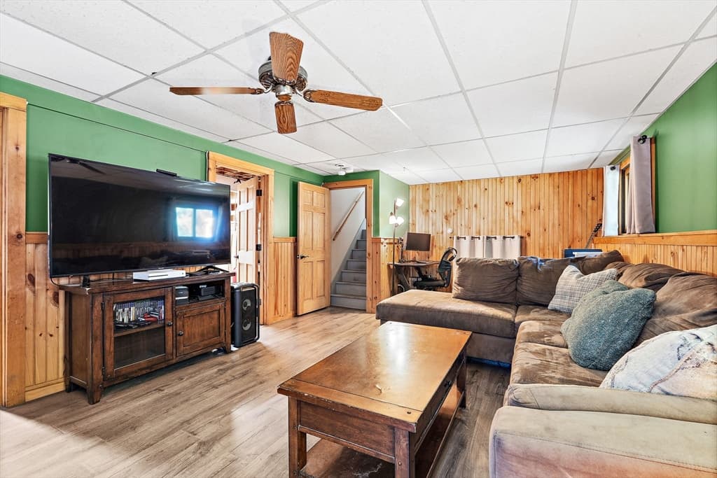 Single Family Residence at 90 Oakmont Ave, Westminster MA 01473, Westminster, photo 20 of 32