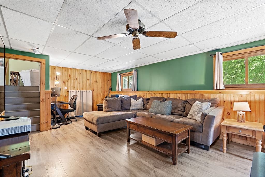 Single Family Residence at 90 Oakmont Ave, Westminster MA 01473, Westminster, photo 21 of 32