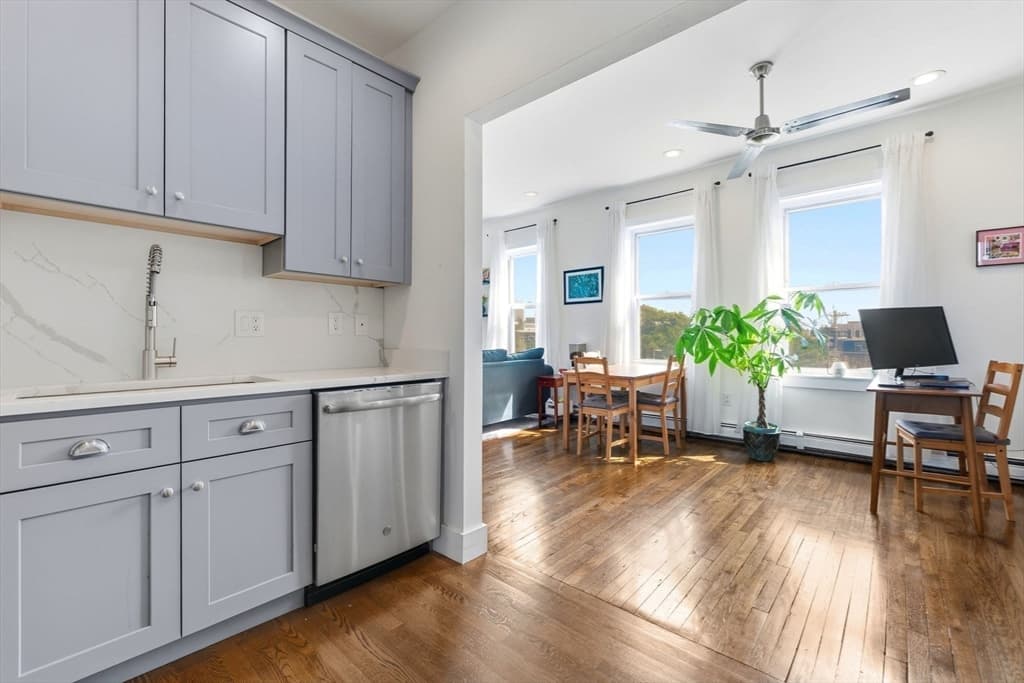 Condominium at 12 Pearl St # 4, Boston MA 02129, Boston, photo 7 of 14