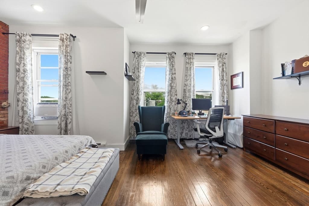 Condominium at 12 Pearl St # 4, Boston MA 02129, Boston, photo 10 of 14