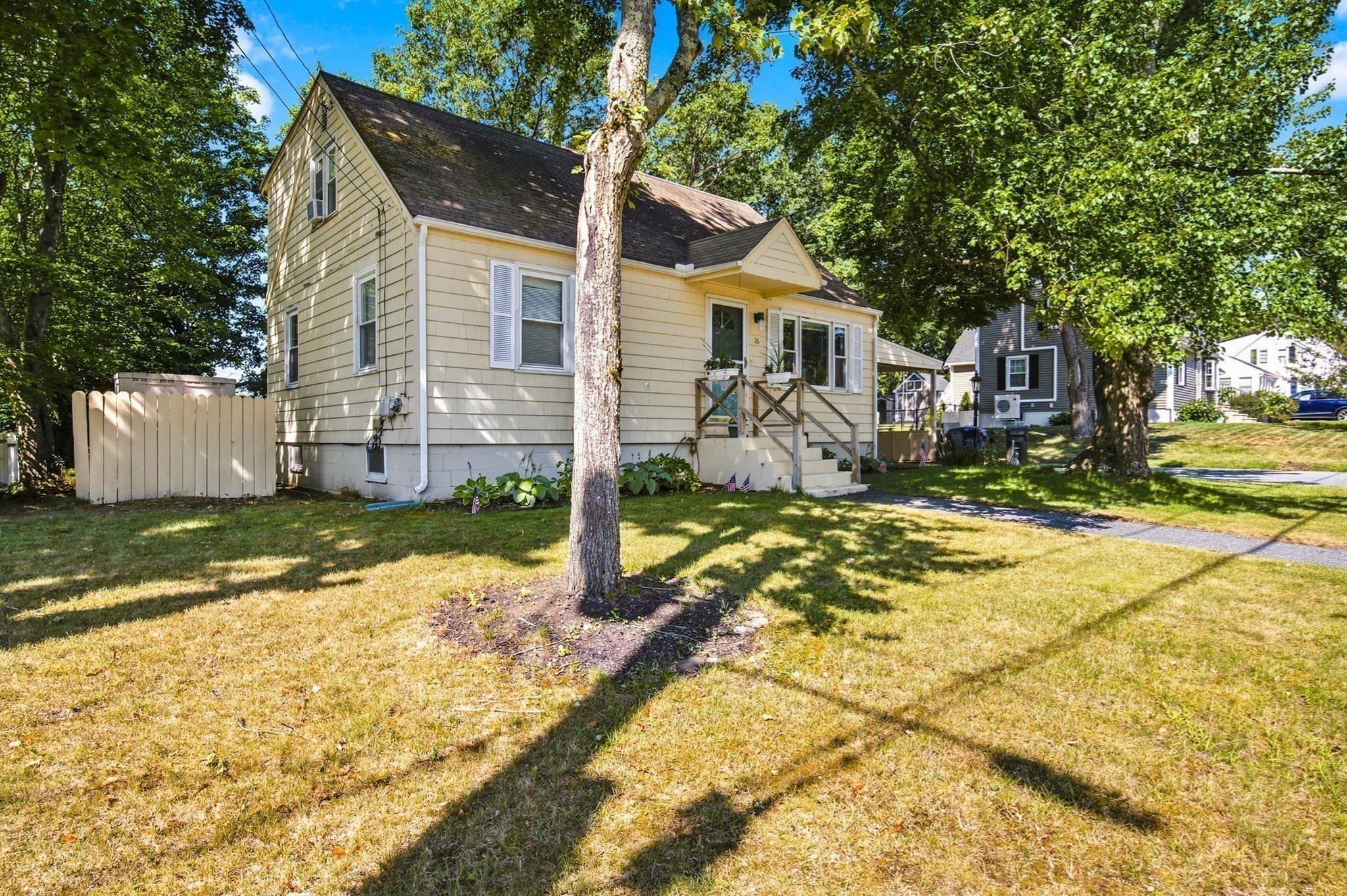 Single Family Residence at 26 Sunset Rd, Dracut MA 01826, photo 2 of 40