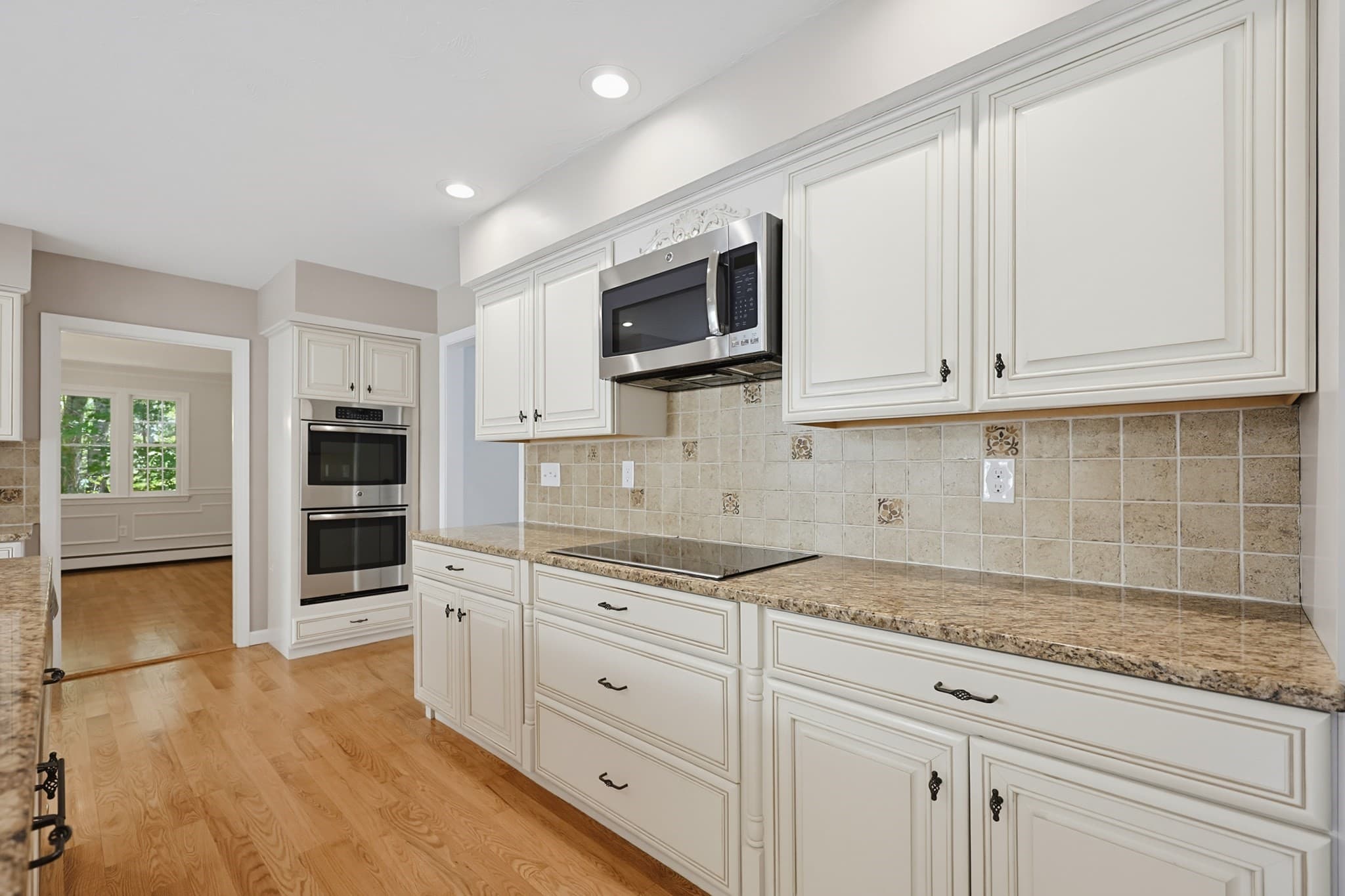 Single Family Residence at 8 Turner Hill Road, Medfield MA 02052, Medfield, photo 5 of 42