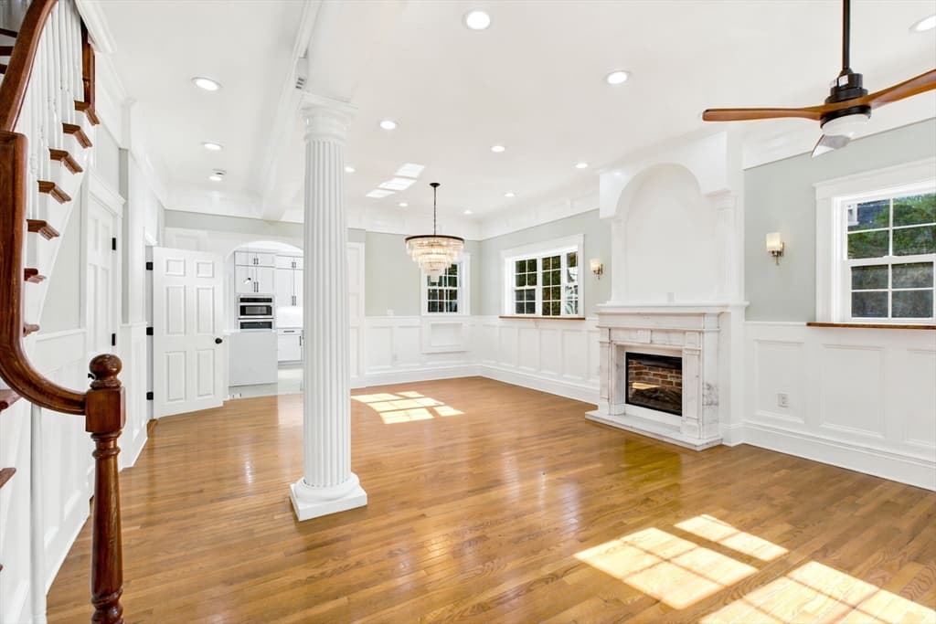 10 Washington Park, Newton MA 02460 photo 3