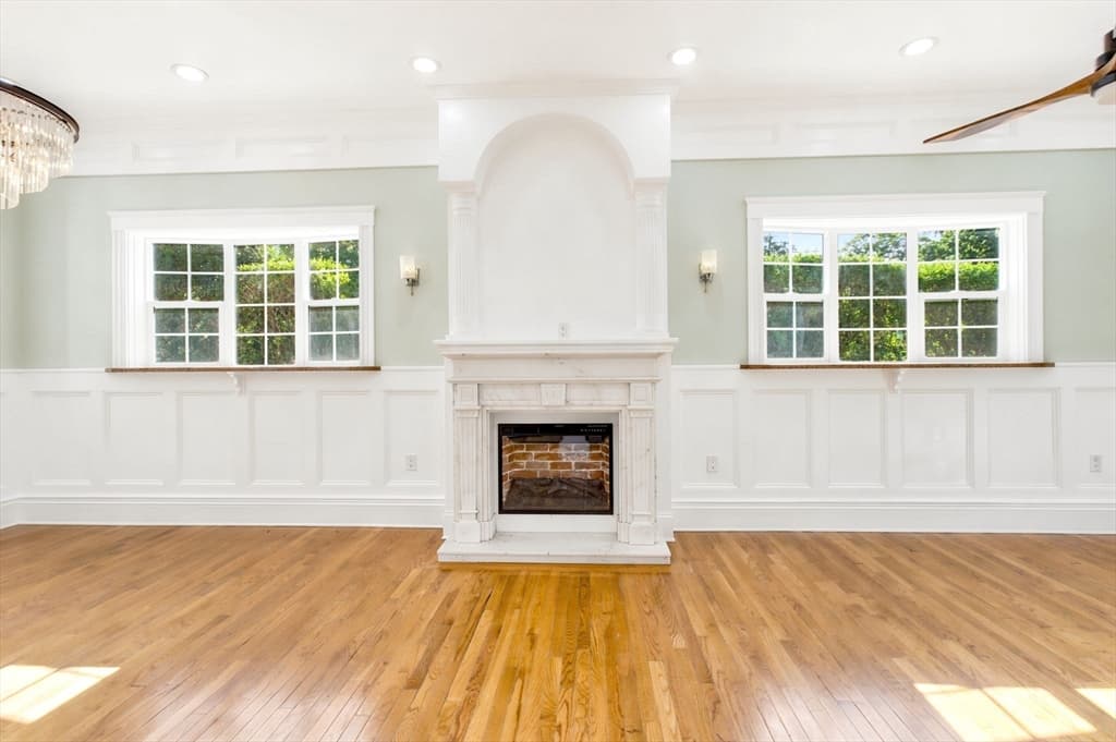 10 Washington Park, Newton MA 02460 photo 4