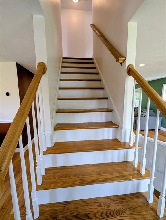 Single Family Residence at 349 Summer St, Franklin MA 02038, photo 13 of 21