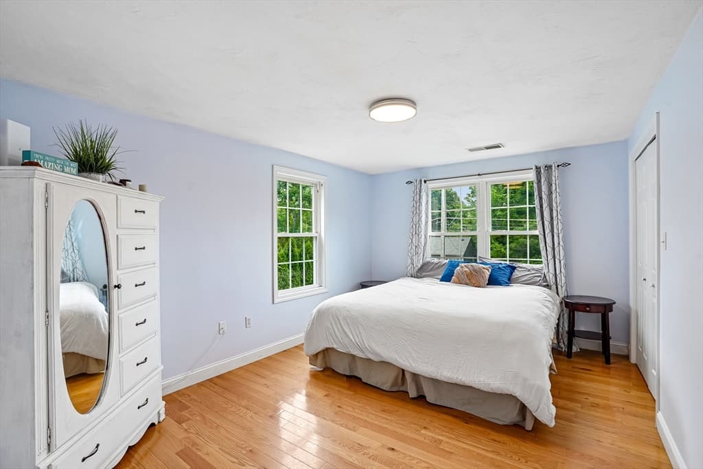 Single Family Residence at 349 Summer St, Franklin MA 02038, photo 15 of 21