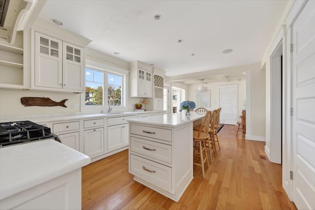 Single Family Residence at 33 Oceanside Drive, Scituate MA 02066, Scituate, photo 9 of 42