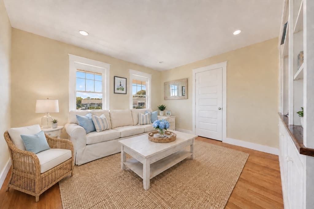 Single Family Residence at 33 Oceanside Drive, Scituate MA 02066, Scituate, photo 18 of 42