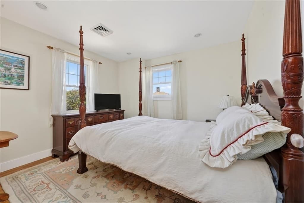 Single Family Residence at 33 Oceanside Drive, Scituate MA 02066, Scituate, photo 19 of 42