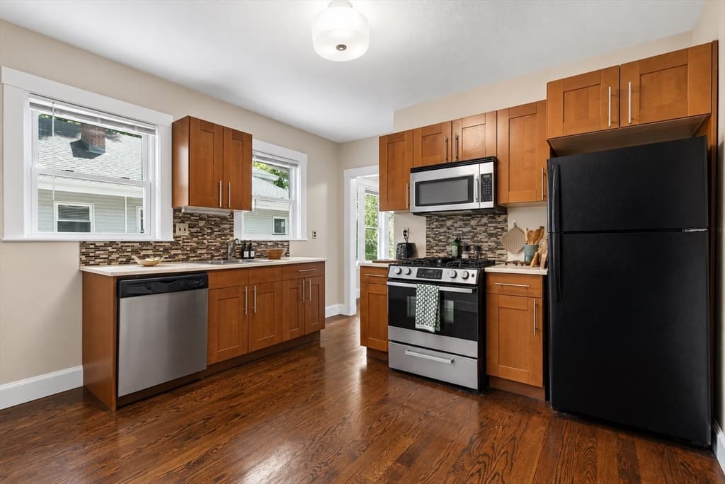 Multi Family at 66 Wren St, Boston MA 02132, Boston, photo 2 of 13