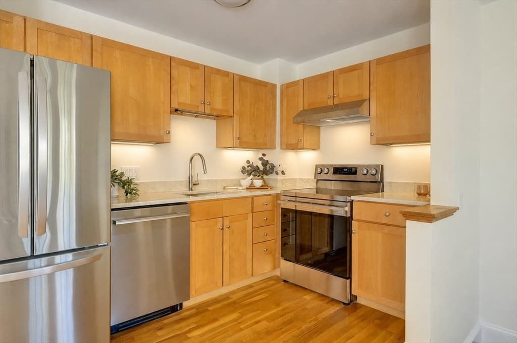 411 Norfolk Street # A, Somerville MA 02143 photo 6