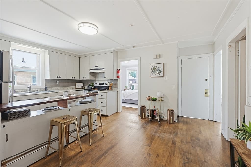 Condominium at 184 Ocean Ave W # 1, Salem MA 01970, photo 7 of 32