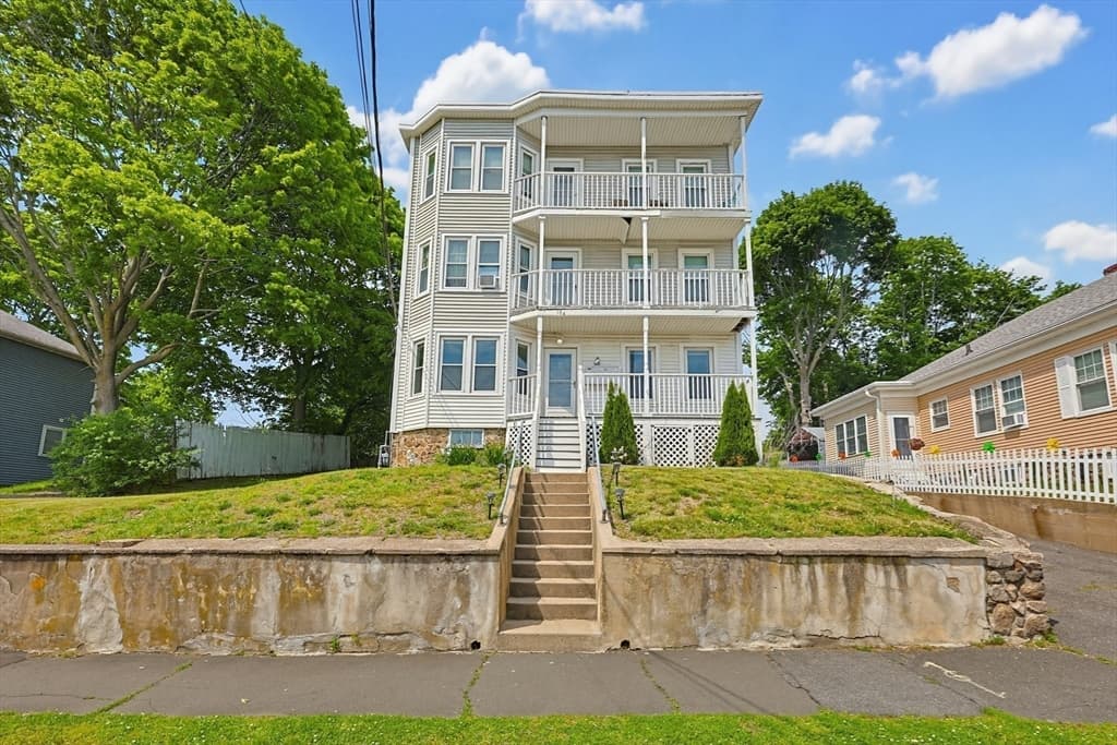 Condominium at 184 Ocean Ave W # 1, Salem MA 01970, photo 29 of 32