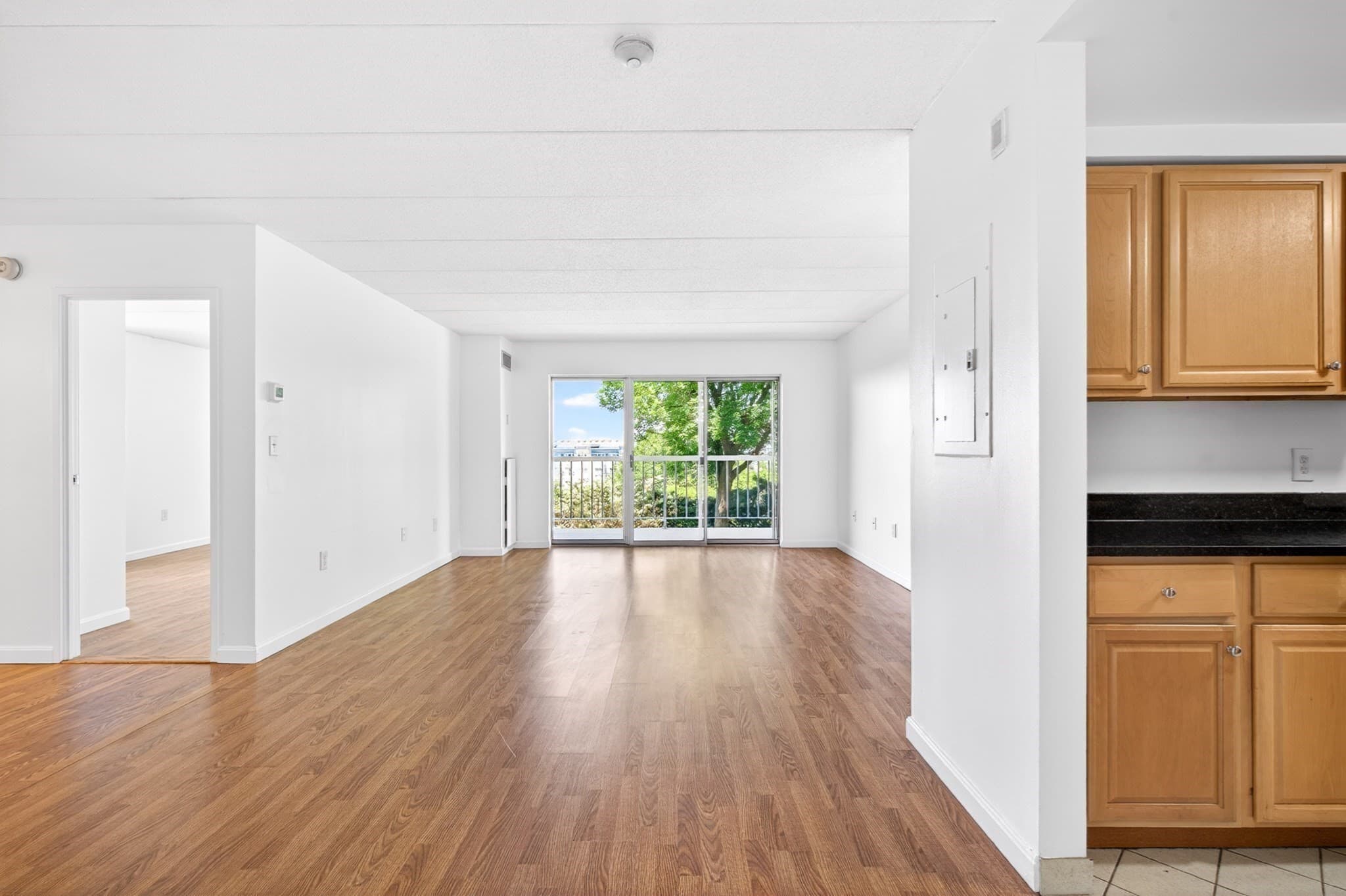 Condominium at 200 Captains Row # 202, Chelsea MA 02150, Chelsea, photo 12 of 29