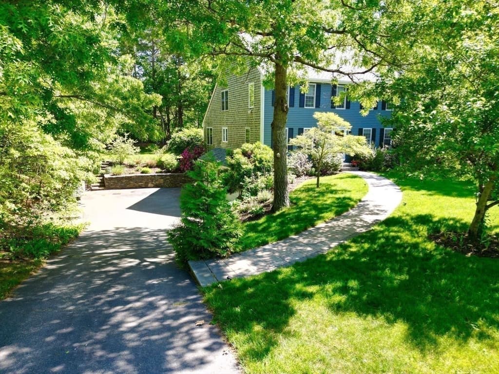 Single Family Residence at 105 Shallow Pond Ln, Plymouth MA 02360, Plymouth, photo 27 of 39