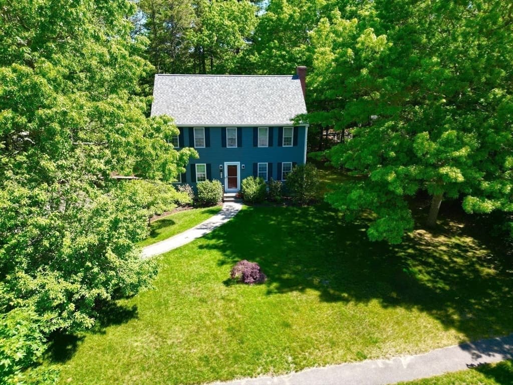 Single Family Residence at 105 Shallow Pond Ln, Plymouth MA 02360, Plymouth, photo 30 of 39