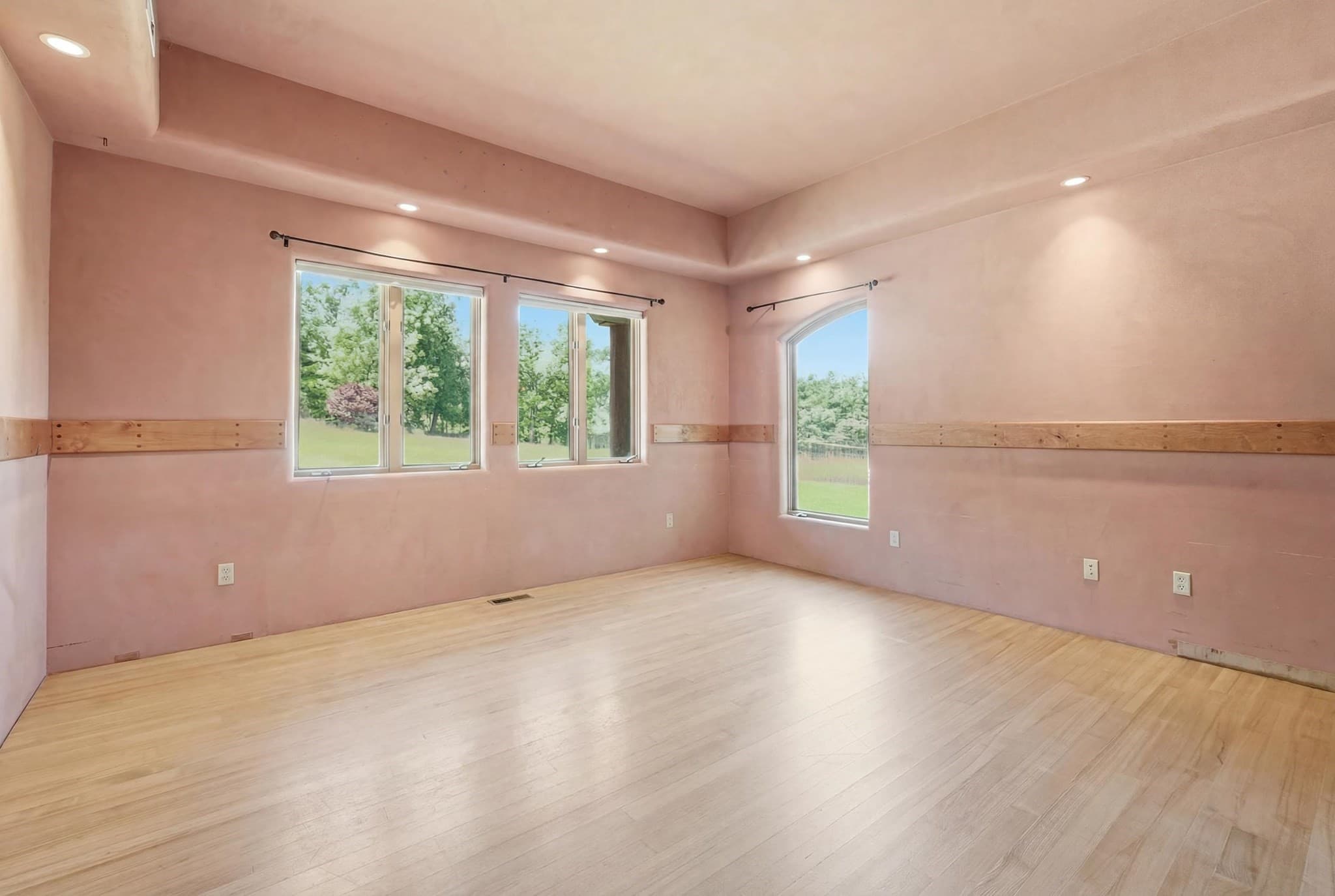 Single Family Residence at 5 Osgood Rd, Charlton MA 01507, photo 21 of 42