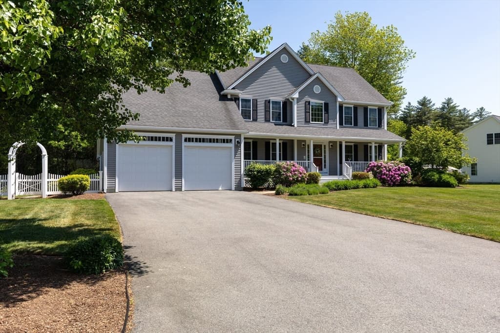 79 Foxwood Lane, Raynham MA 02767 photo 3