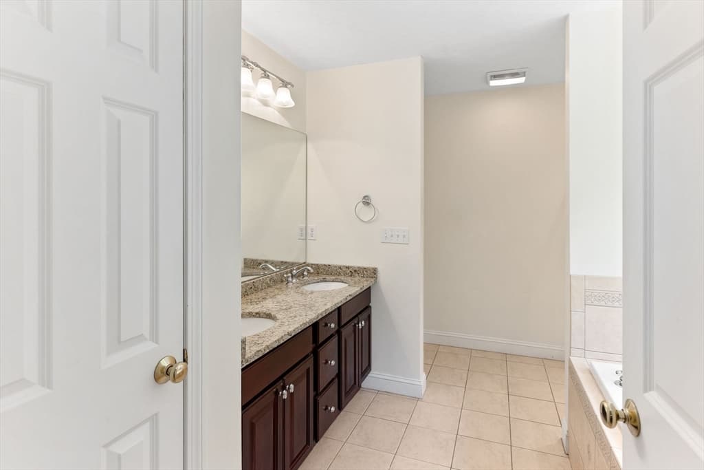 79 Foxwood Lane, Raynham MA 02767 photo 36