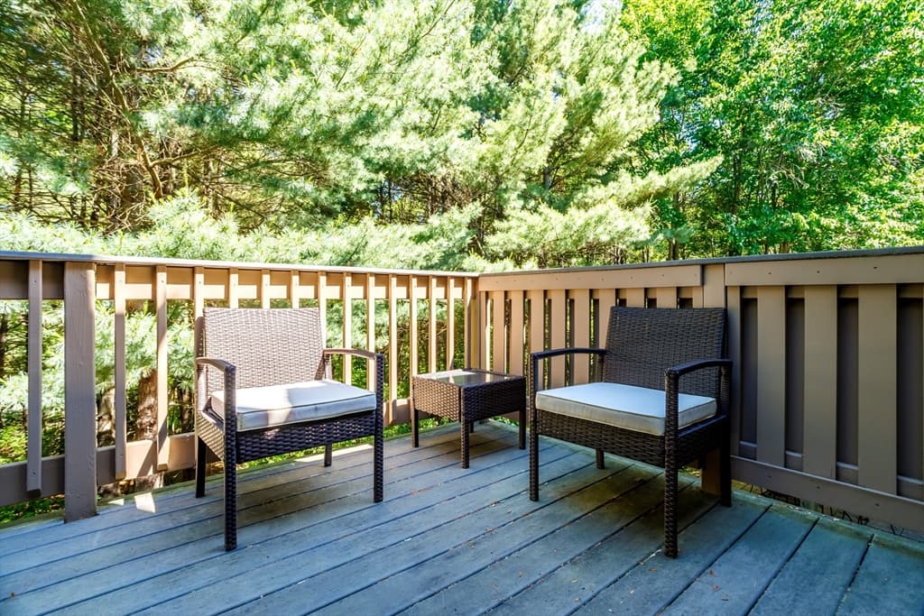 Condominium at 909 Ridgefield Cir # 909C, Clinton MA 01510, Clinton, photo 10 of 40