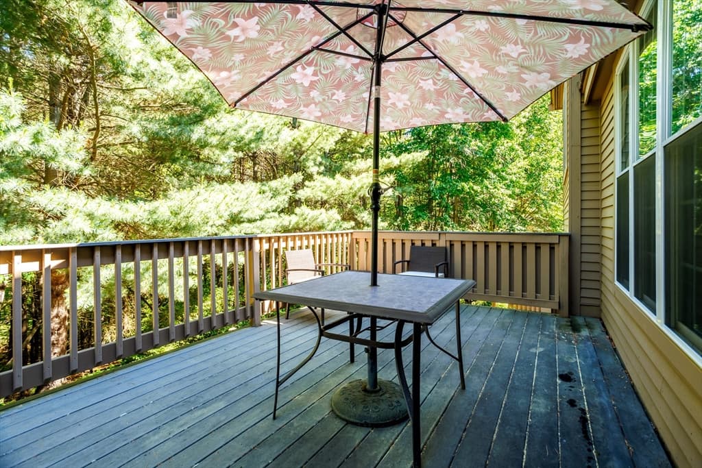 Condominium at 909 Ridgefield Cir # 909C, Clinton MA 01510, Clinton, photo 11 of 40